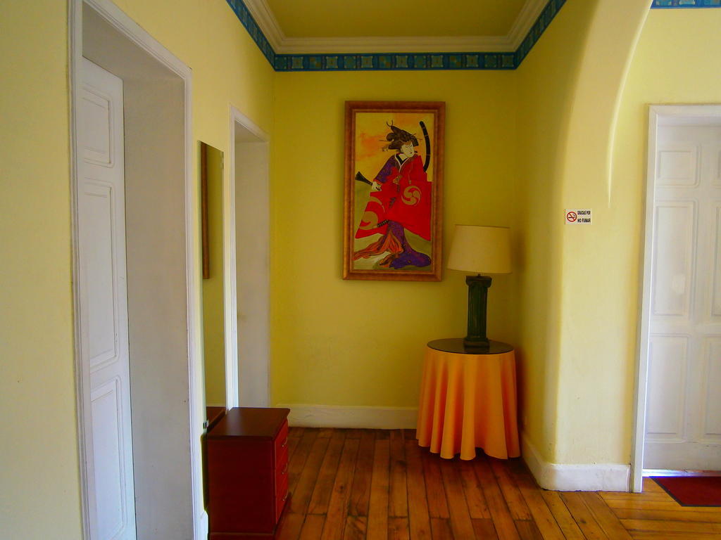 The Yellow House Quito Szoba fotó